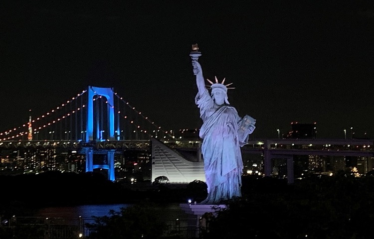 お台場 自由の女神像ライトアップされました 9 21 月 お台場海浜公園 東京お台場 Net
